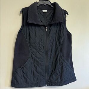 Columbia Black Hooded Vest with Pockets